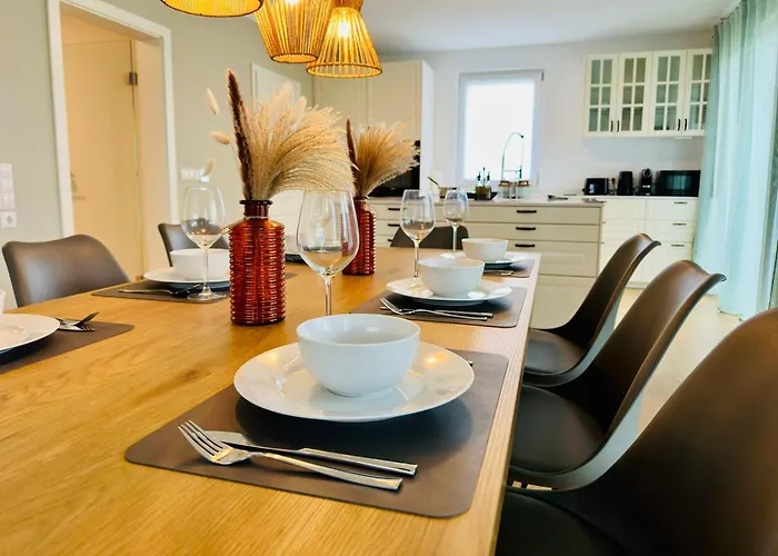 Rg Living - A30, Garden & Grill, Bali-therme & Hdz *