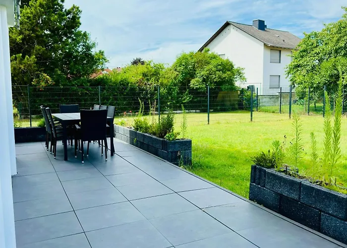 Rg Living - A30, Garden & Grill, Bali-therme & Hdz Apartment *