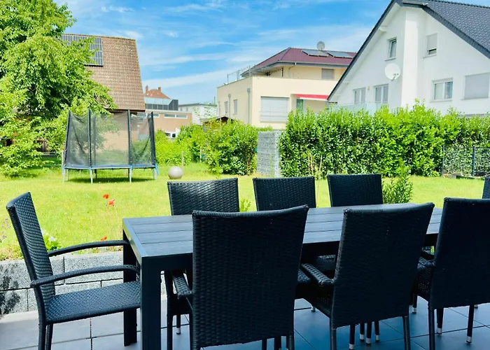 Rg Living - A30, Garden & Grill, Bali-therme & Hdz Apartment